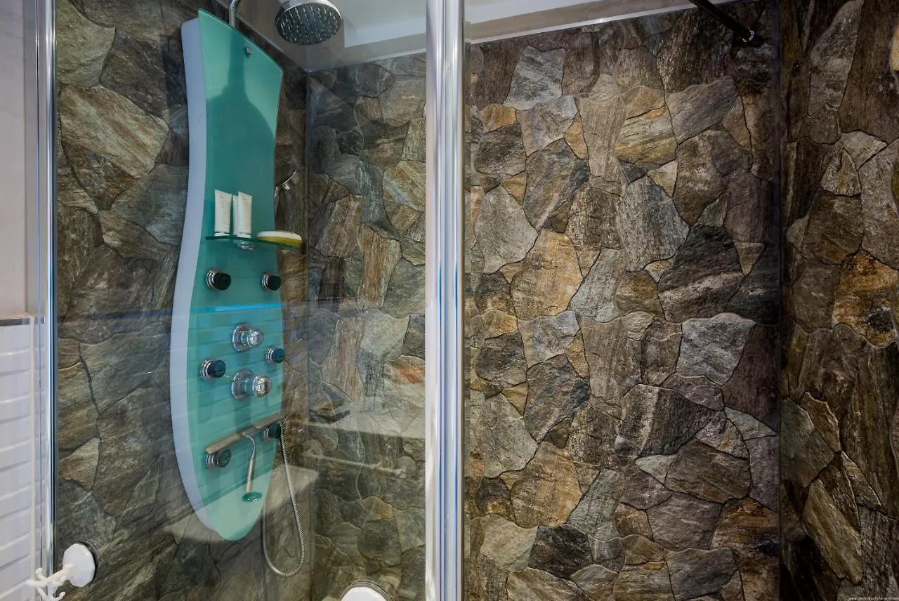 Go2Tenerife Apart'Vista Top Floor & Amazing Sea View Appartement Playa de las Américas